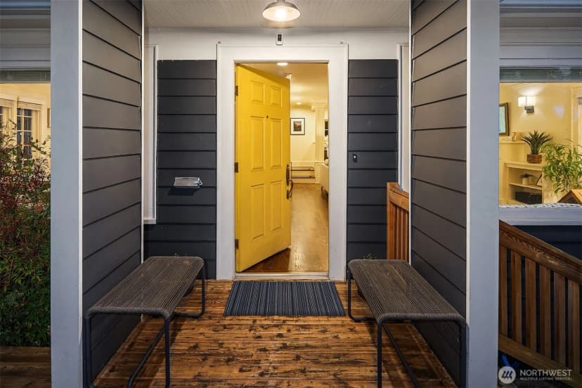 Property photo for 1600 Interlaken Place E, Seattle photo 4