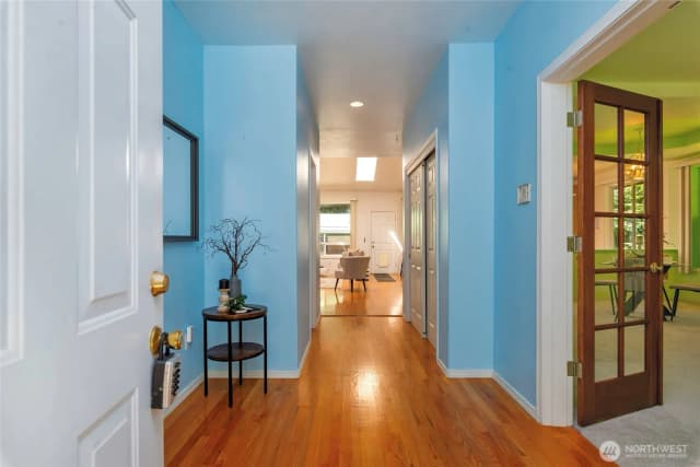 Property photo for 11402 83rd Avenue Sw, Lakewood photo 4