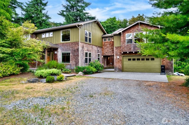 Property photo for 14450 Austin Place, Anacortes photo 2
