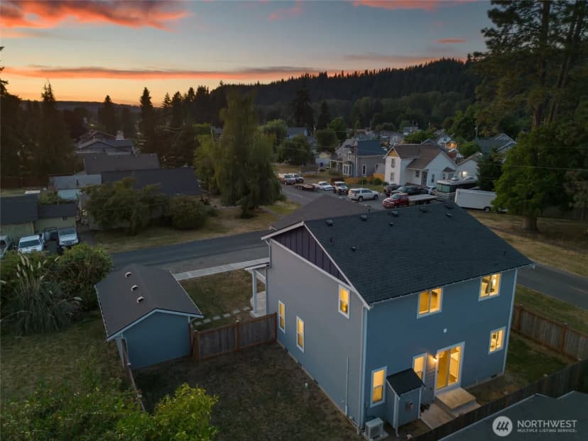 Property photo for 310 Olive Street Se, Orting photo 30