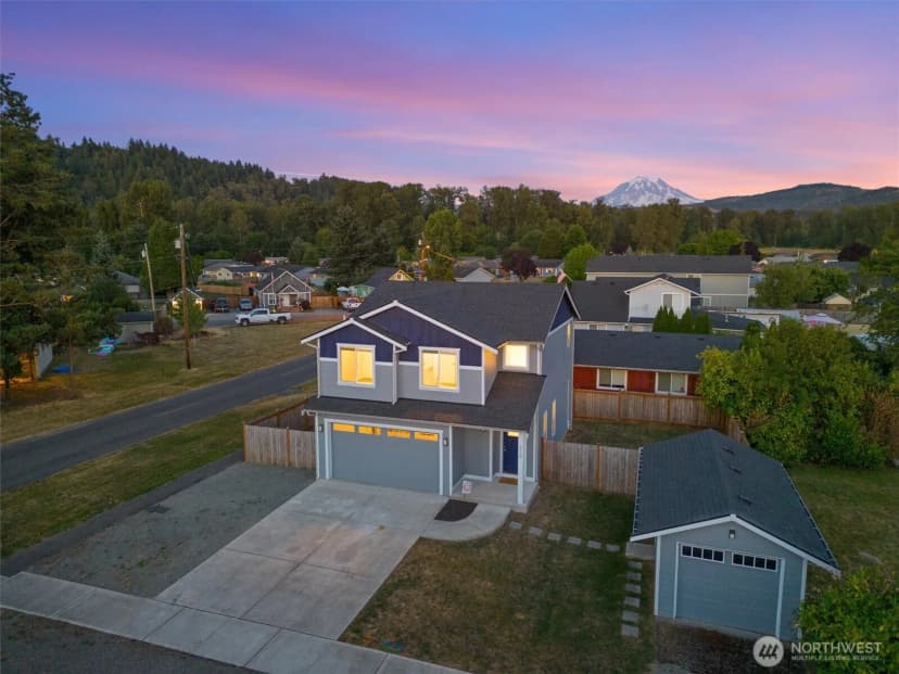 Property photo for 310 Olive Street Se, Orting photo 28