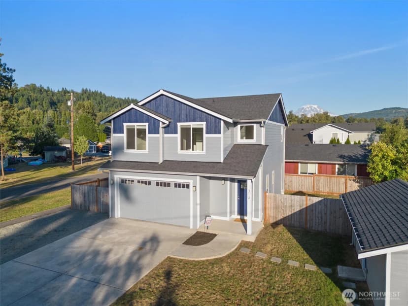 Property photo for 310 Olive Street Se, Orting photo 25