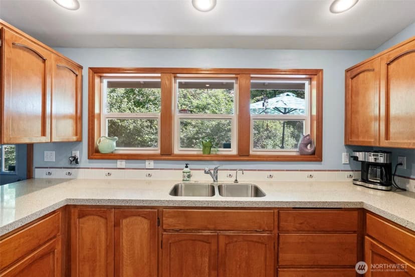 Property photo for 2929 East Bay Drive Nw, Gig Harbor photo 10