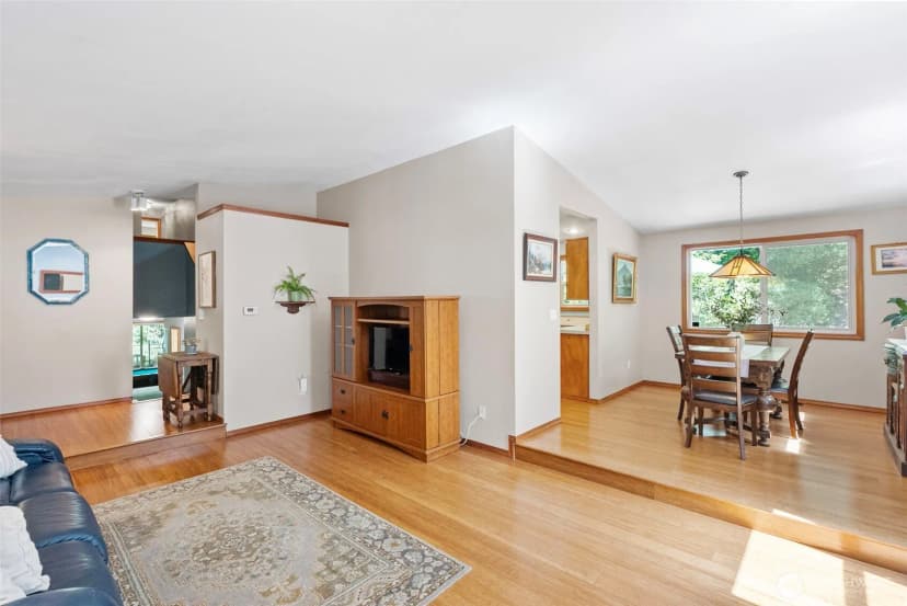 Property photo for 2929 East Bay Drive Nw, Gig Harbor photo 7