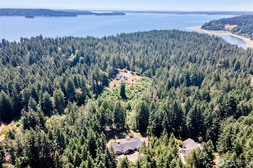 Property photo for 9829 Kooley Drive Nw, Gig Harbor photo 34