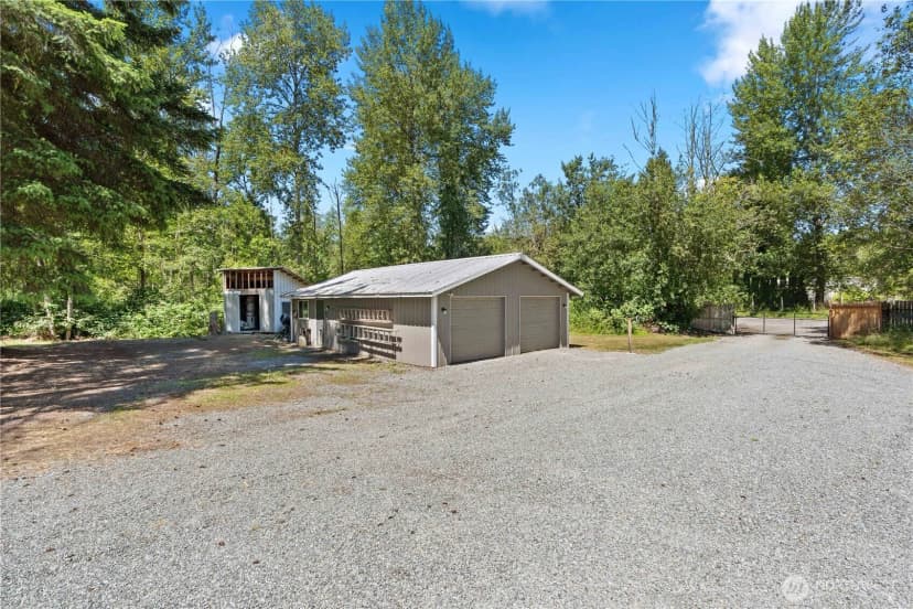 Property photo for 15208 250th Street E, Graham photo 22