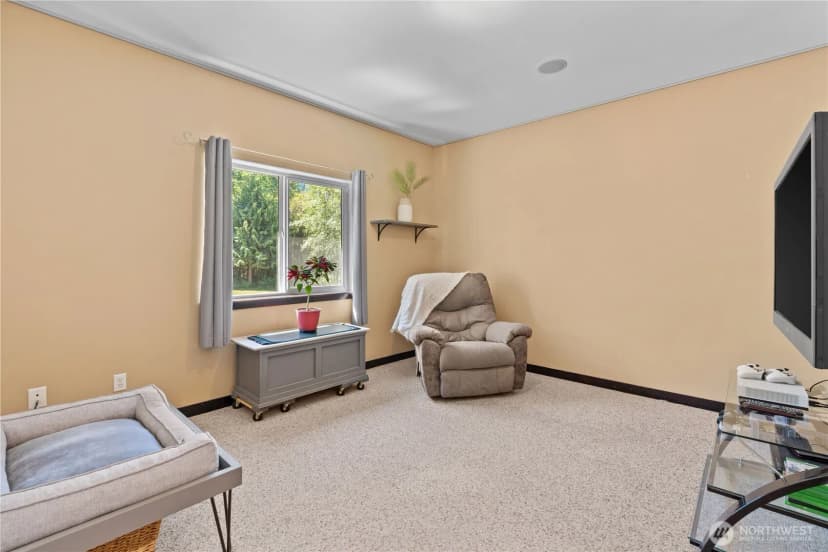 Property photo for 15208 250th Street E, Graham photo 12