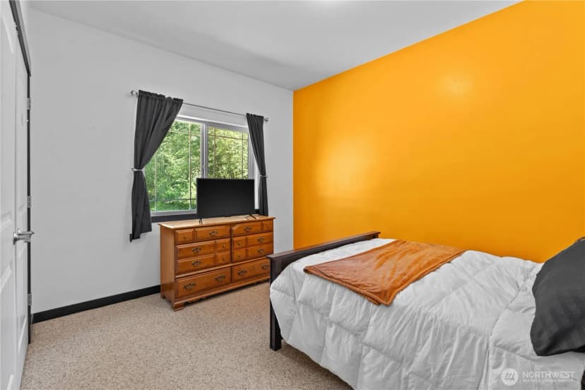 Property photo for 15208 250th Street E, Graham photo 16
