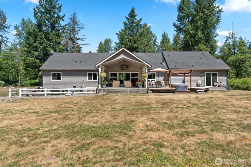 Property photo for 15208 250th Street E, Graham photo 32