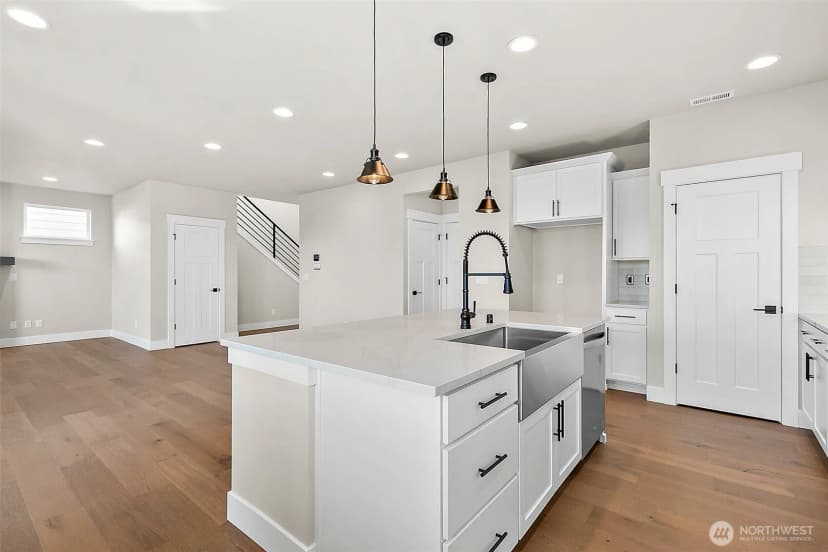 Property photo for 28408 142nd Place Se, Kent photo 14