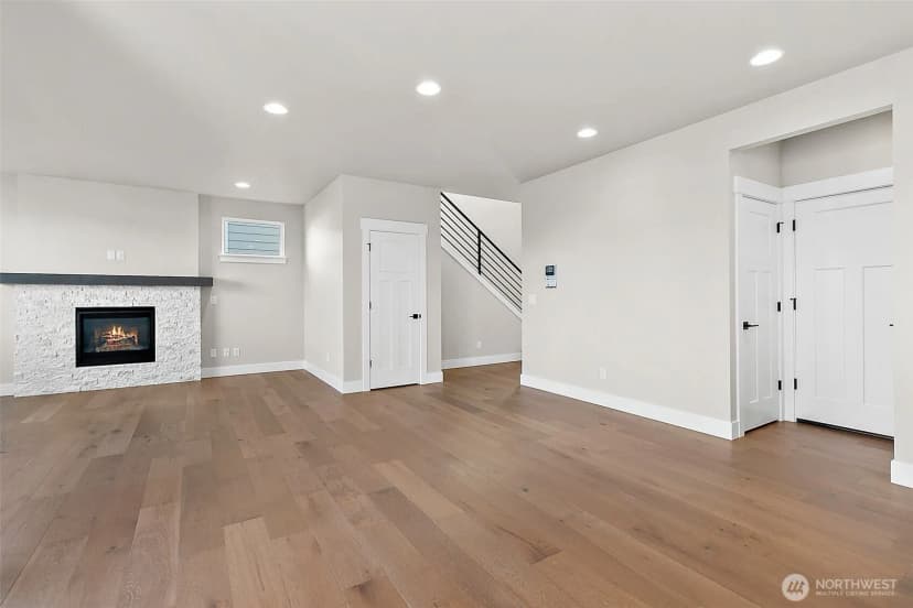 Property photo for 28408 142nd Place Se, Kent photo 15