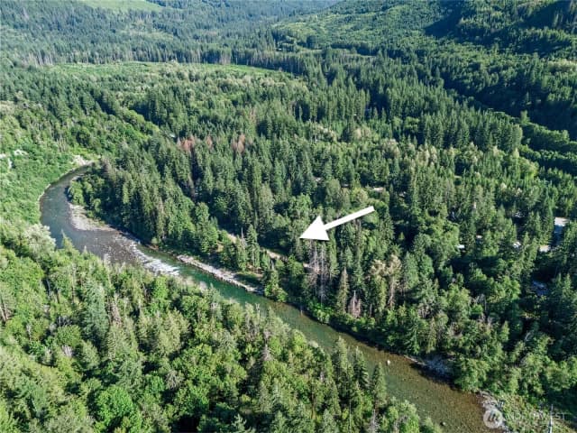 Property photo for 76011 Ne 123rd Street, Skykomish photo 2