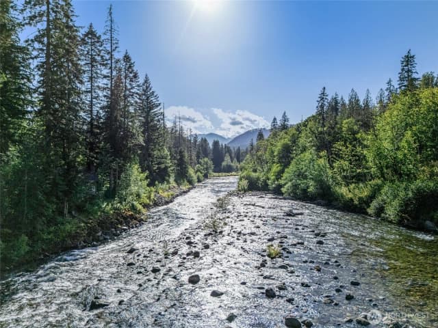 Property photo for 76011 Ne 123rd Street, Skykomish photo 3