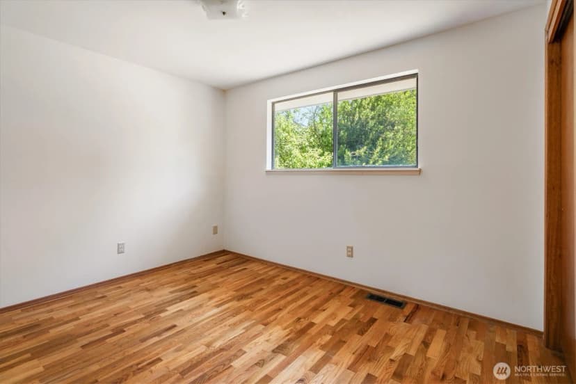 Property photo for 3015 Sw 105th Street, Seattle photo 19