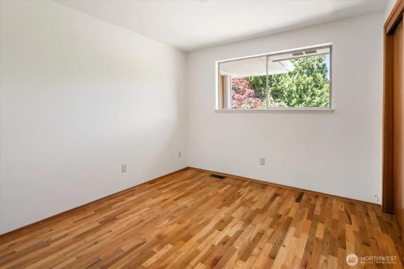 Property photo for 3015 Sw 105th Street, Seattle photo 17
