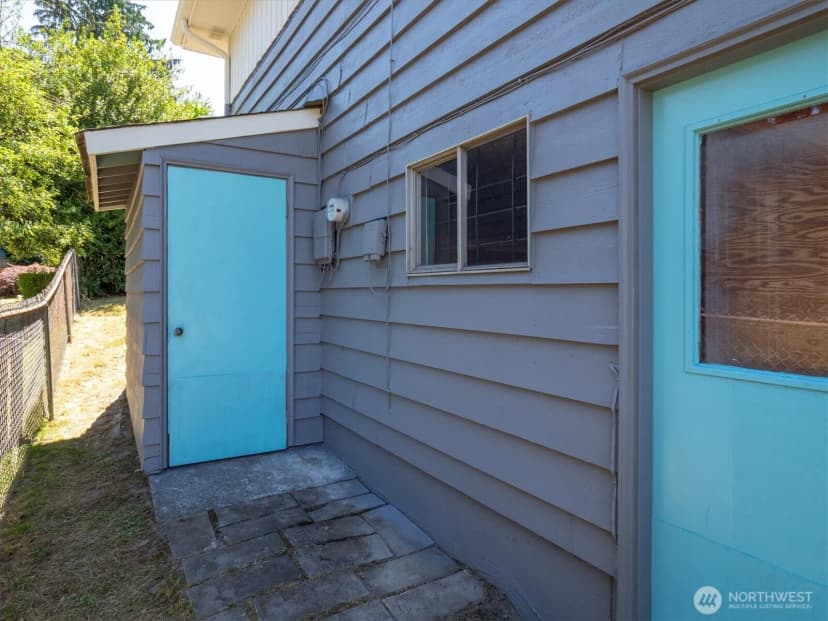 Property photo for 3015 Sw 105th Street, Seattle photo 34