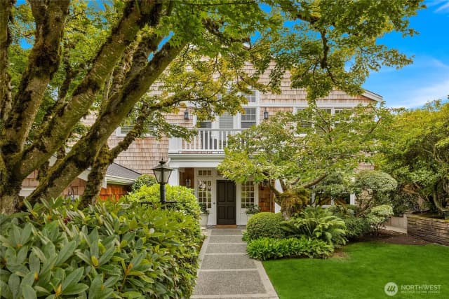 Property photo for 3221 E Morley Way, Seattle