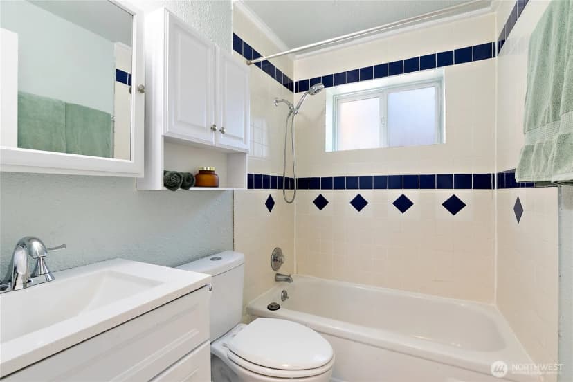 Property photo for 5701 38th Court Se, Lacey photo 19