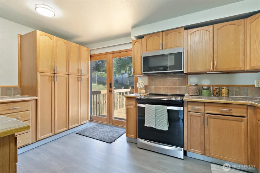 Property photo for 5701 38th Court Se, Lacey photo 6