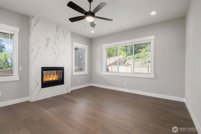 Property photo for 9507 38th Street E, Edgewood photo 5