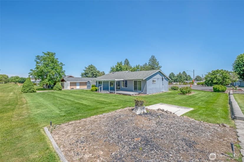 Property photo for 19214 Lakeview Drive, Soap Lake photo 22
