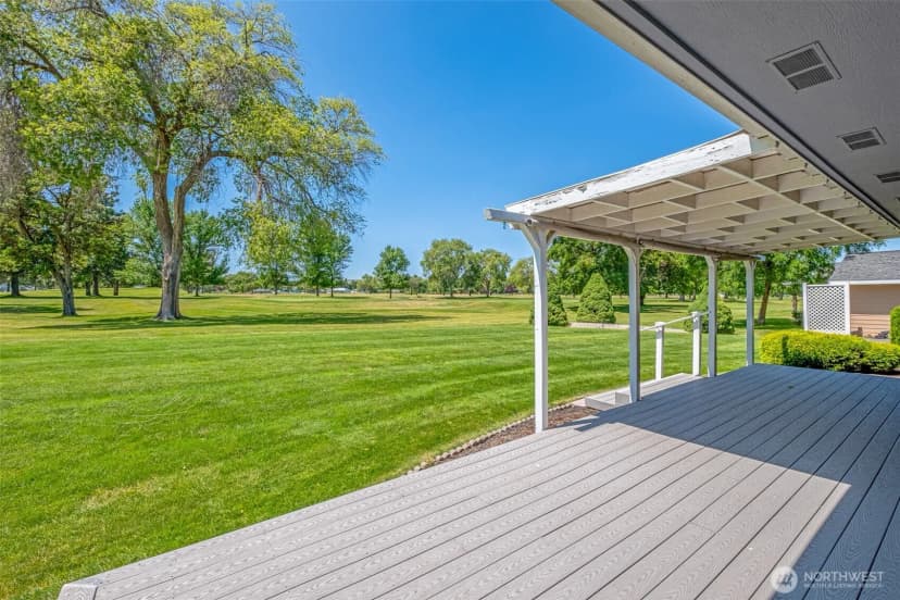 Property photo for 19214 Lakeview Drive, Soap Lake photo 25
