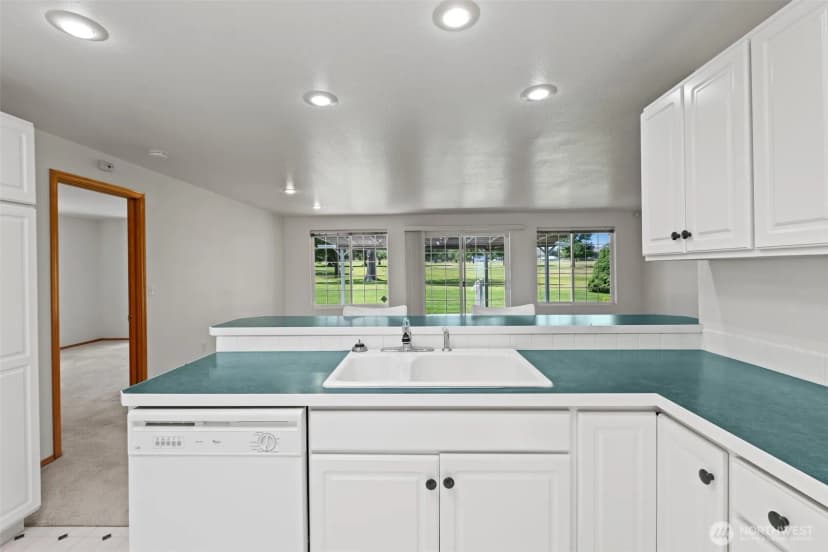 Property photo for 19214 Lakeview Drive, Soap Lake photo 9