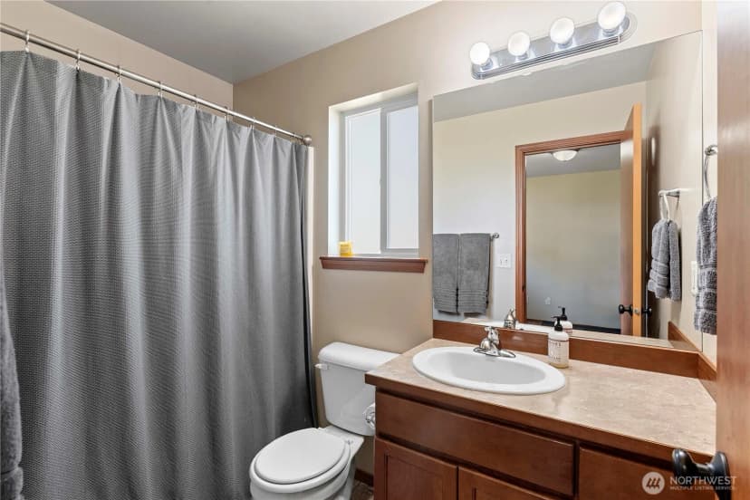 Property photo for 300 Saddlehorn Lane, Wenatchee photo 20