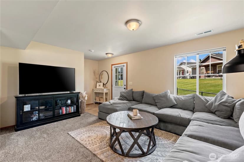 Property photo for 300 Saddlehorn Lane, Wenatchee photo 5