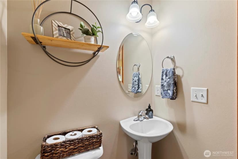 Property photo for 300 Saddlehorn Lane, Wenatchee photo 12