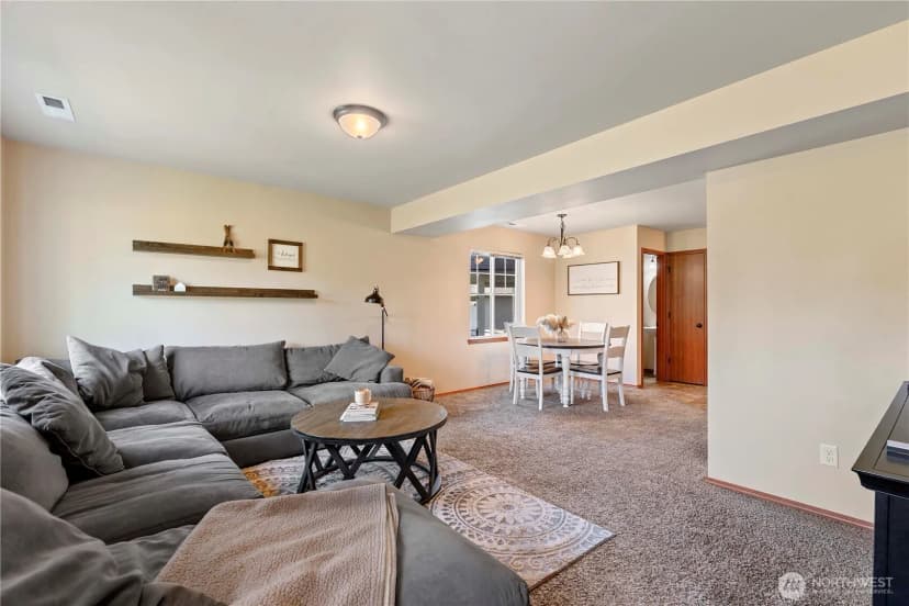 Property photo for 300 Saddlehorn Lane, Wenatchee photo 6