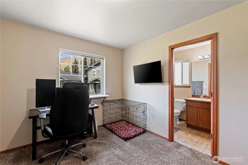 Property photo for 300 Saddlehorn Lane, Wenatchee photo 19