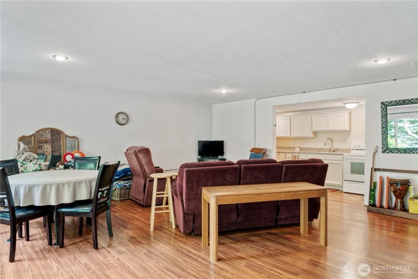Property photo for 2102 Burcham Street, Kelso photo 20