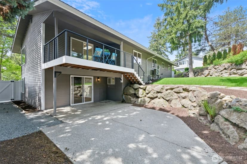 Property photo for 2204 139th Place Se, Bellevue photo 25