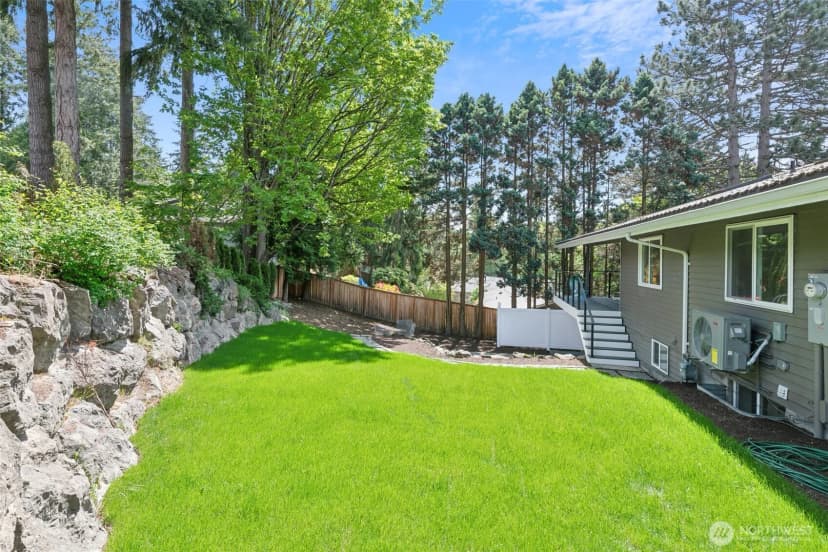 Property photo for 2204 139th Place Se, Bellevue photo 28
