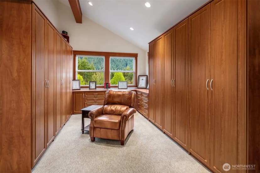 Property photo for 15803 Uplands Way Se, North Bend photo 30