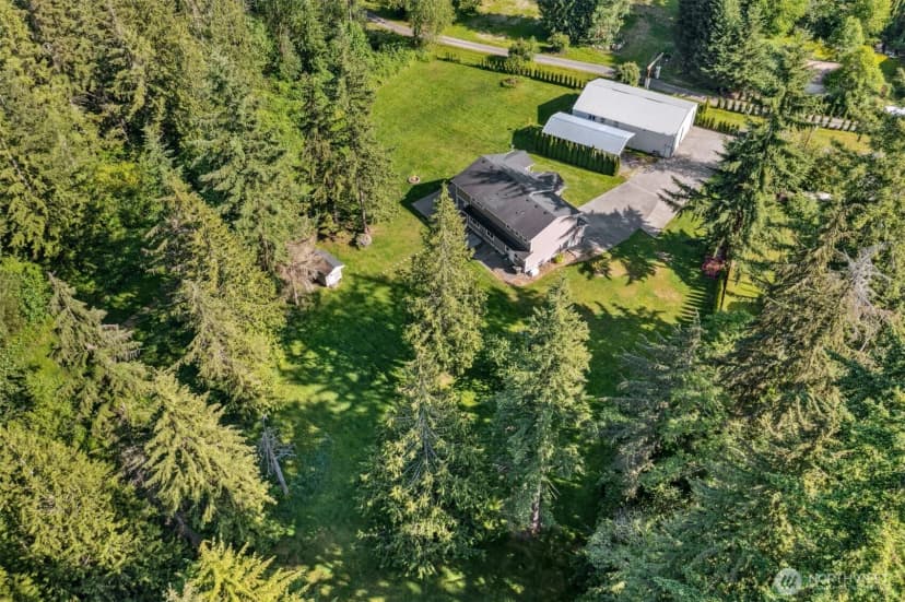 Property photo for 22627 Echo Lake Road, Snohomish photo 39