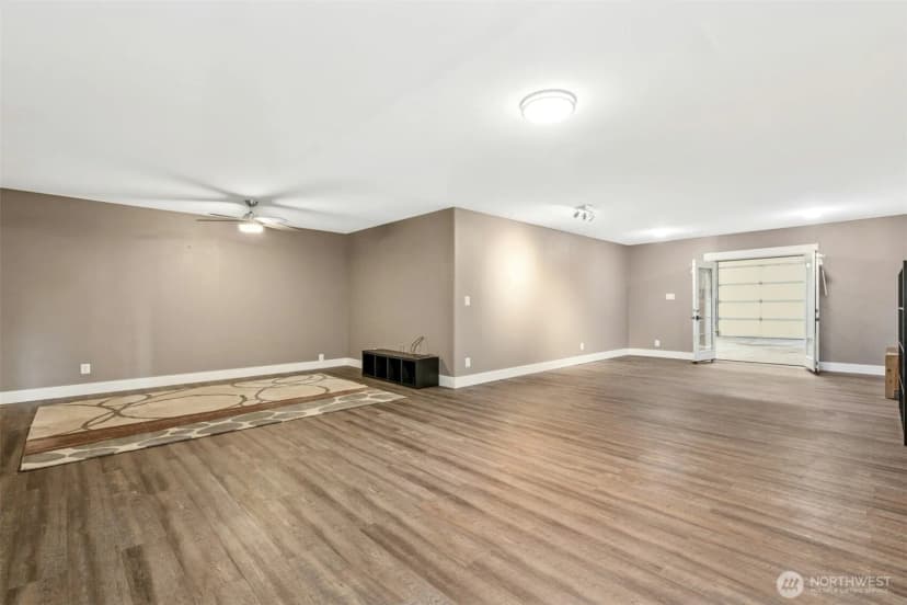 Property photo for 22627 Echo Lake Road, Snohomish photo 25