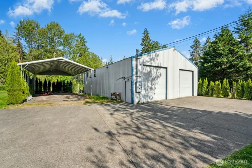 Property photo for 22627 Echo Lake Road, Snohomish photo 23