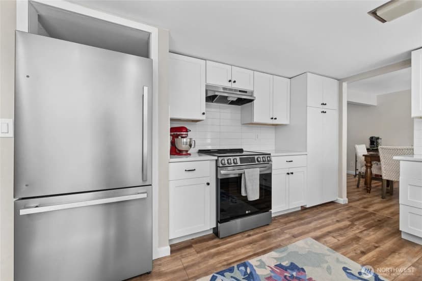 Property photo for 7902 Jade Drive Sw, Lakewood photo 11