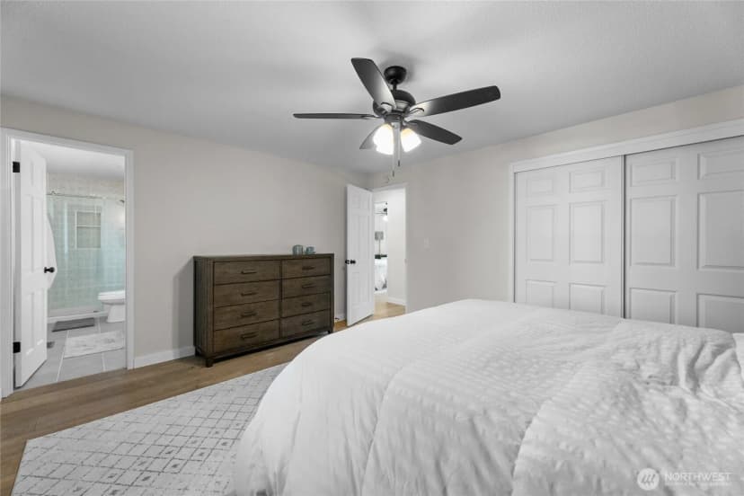 Property photo for 7902 Jade Drive Sw, Lakewood photo 19