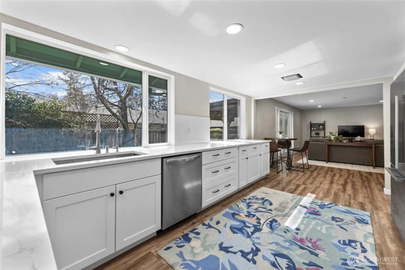 Property photo for 7902 Jade Drive Sw, Lakewood photo 9