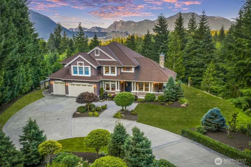 Property photo for 15512 Uplands Way Se, North Bend
