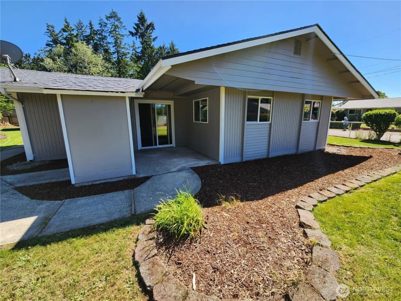 Property photo for 17105 8th Avenue Ct E, Spanaway photo 16