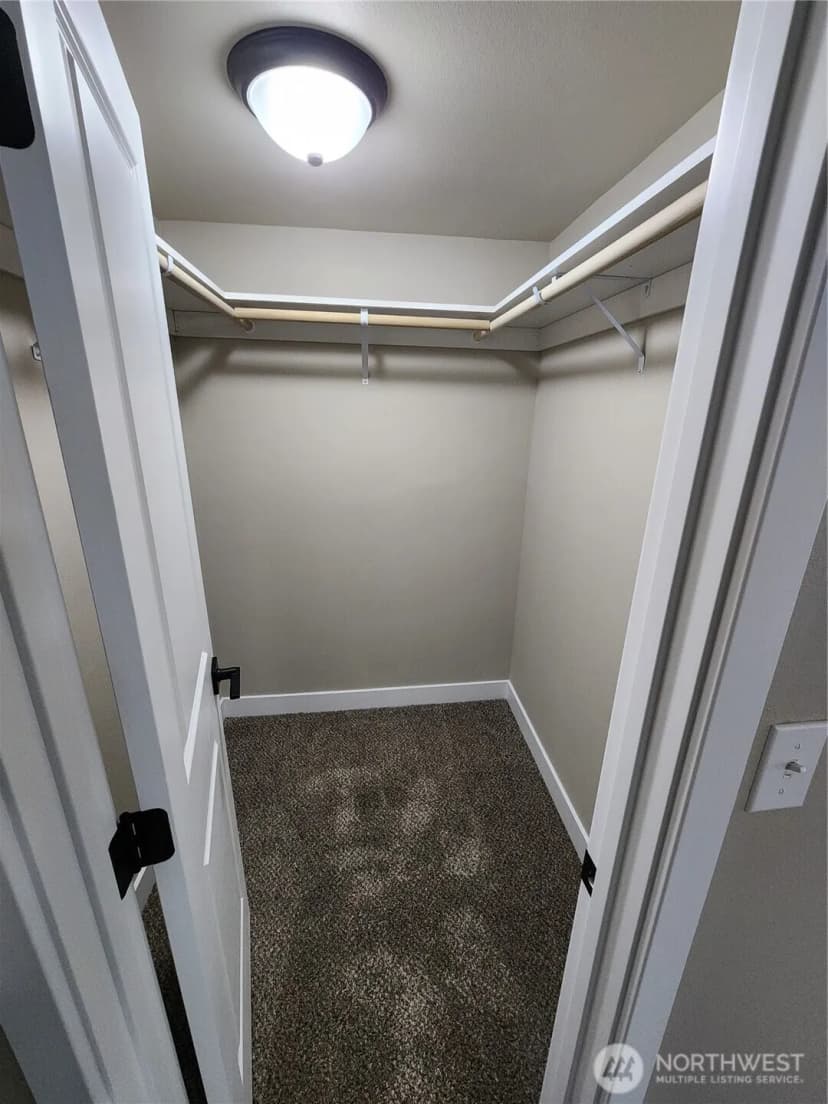 Property photo for 17105 8th Avenue Ct E, Spanaway photo 12