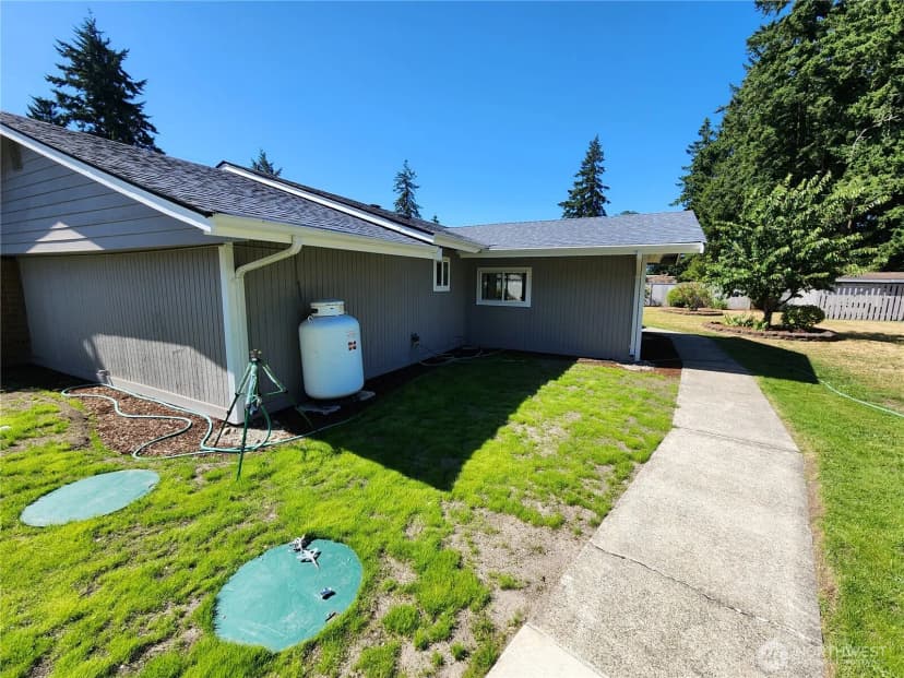 Property photo for 17105 8th Avenue Ct E, Spanaway photo 14