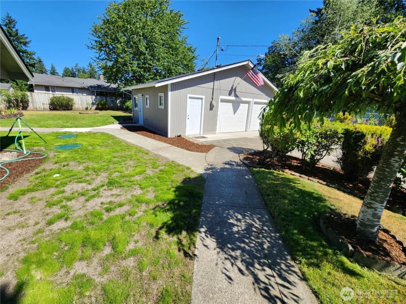 Property photo for 17105 8th Avenue Ct E, Spanaway photo 13