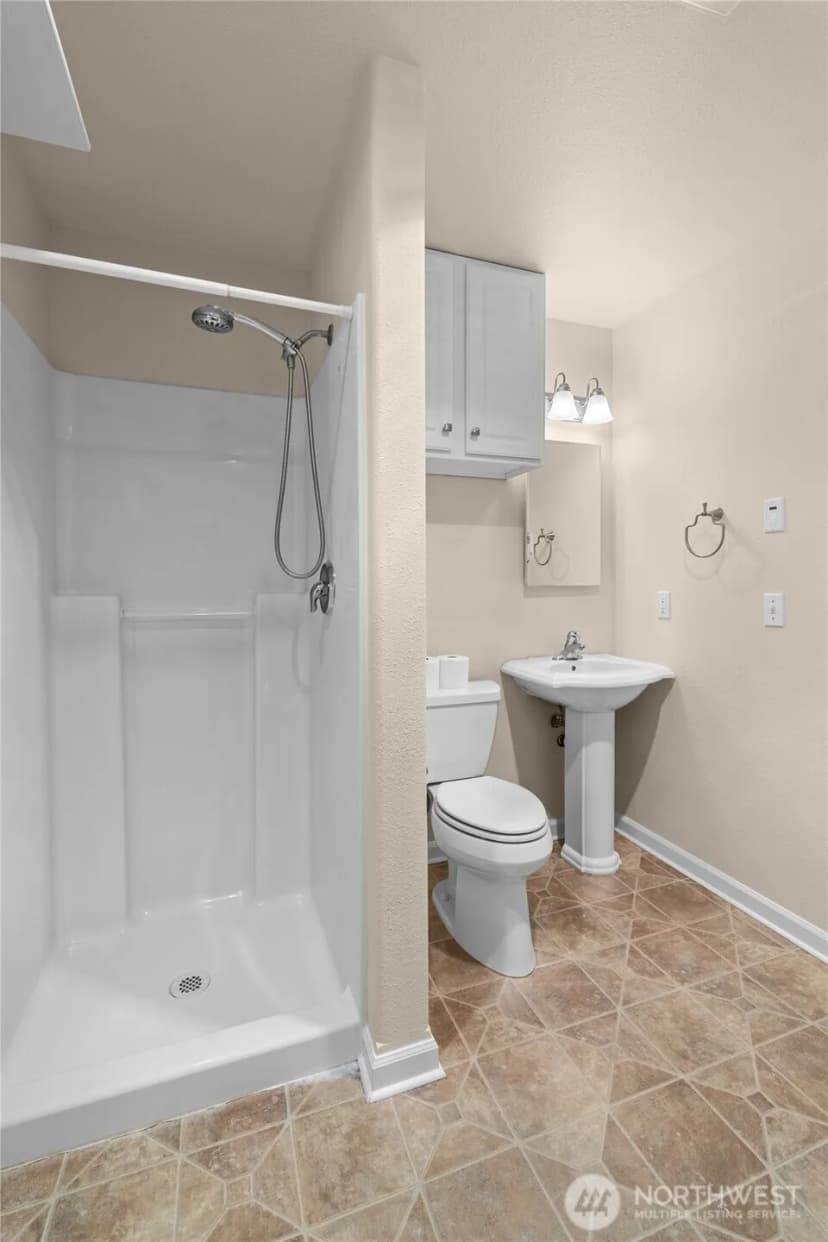Property photo for 21945 Promontory Court Se, Yelm photo 21