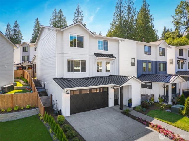 Property photo for 2022 Horton Avenue, Snohomish photo 2