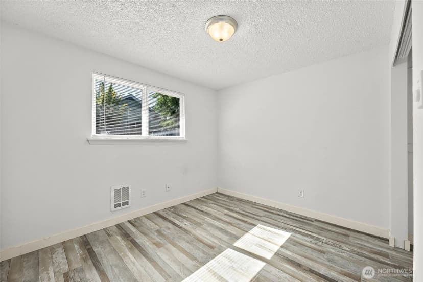 Property photo for 1212 S Prospect Street, Tacoma photo 15